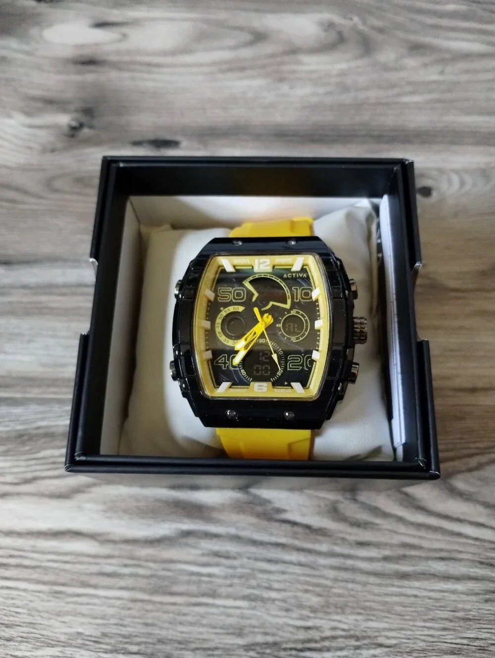 Activa Vion X Invicta Digital Essentials Men's Watch 45mm. Yellow (ACW8109-003)
